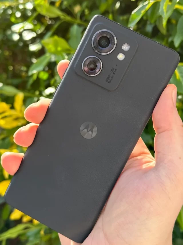 Moto Edge 40